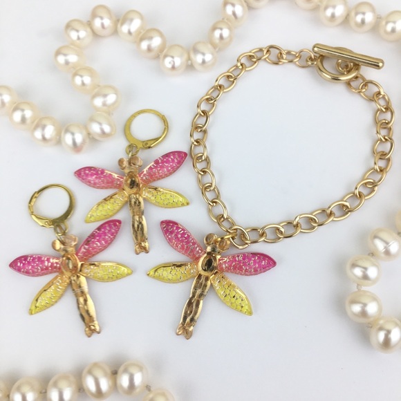 ✨ DRAGONFLY GOLD CHARM BRACELET EARRING SET✨ - Picture 3 of 3